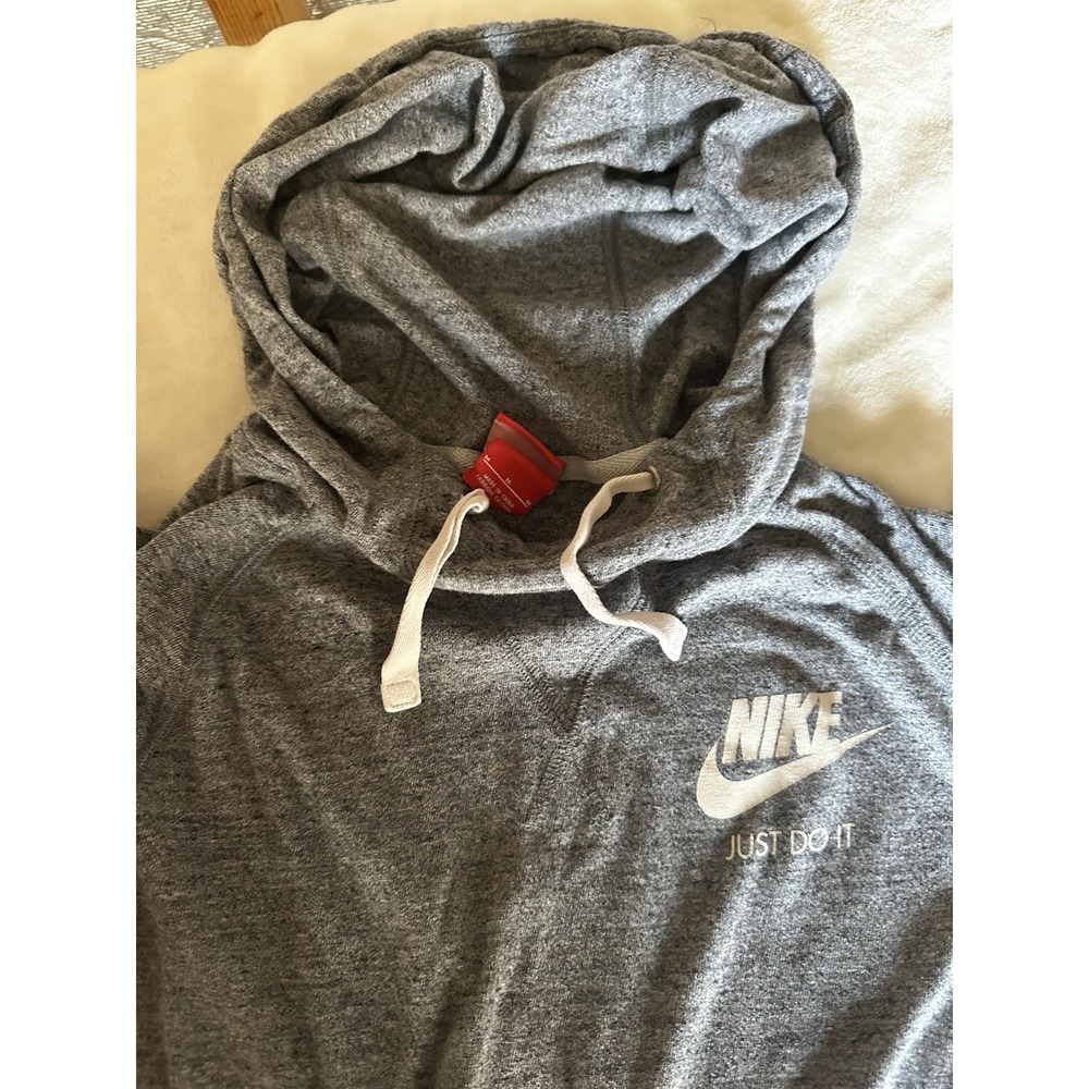 Nike Women's Gray Hooded Long Sleeve Lightweight Pullover Medium Front Pocket - Picture 2 of 5